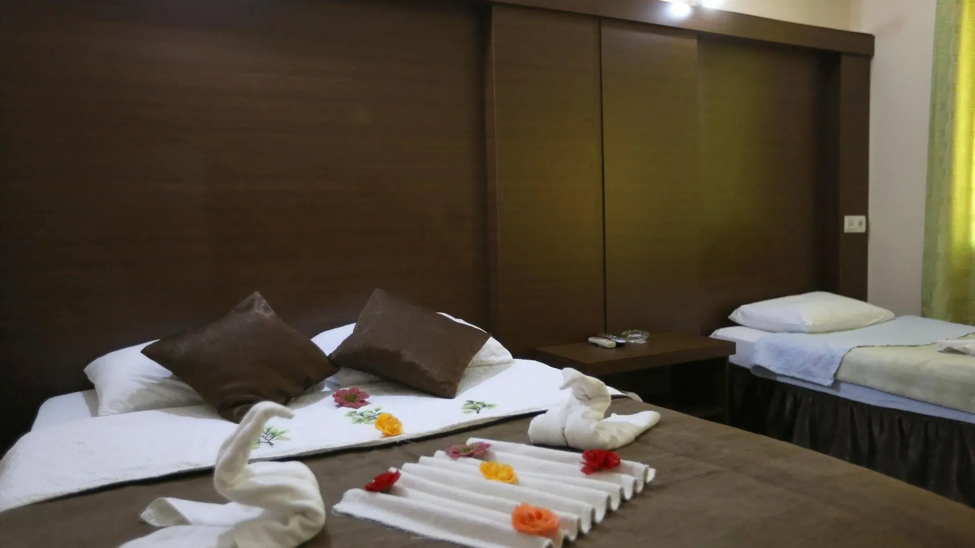 Cihanay Hotel Antalya 2*,